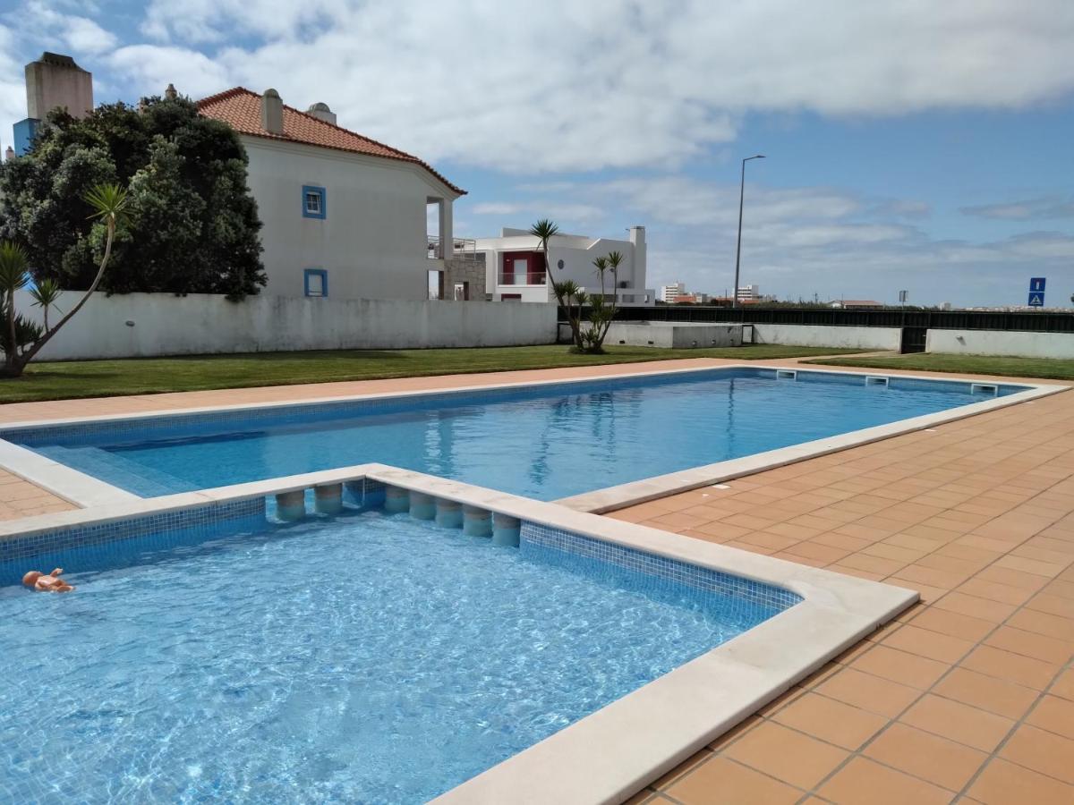 Palmeiras Apartement - T1 Com Piscina Baleal Exterior photo