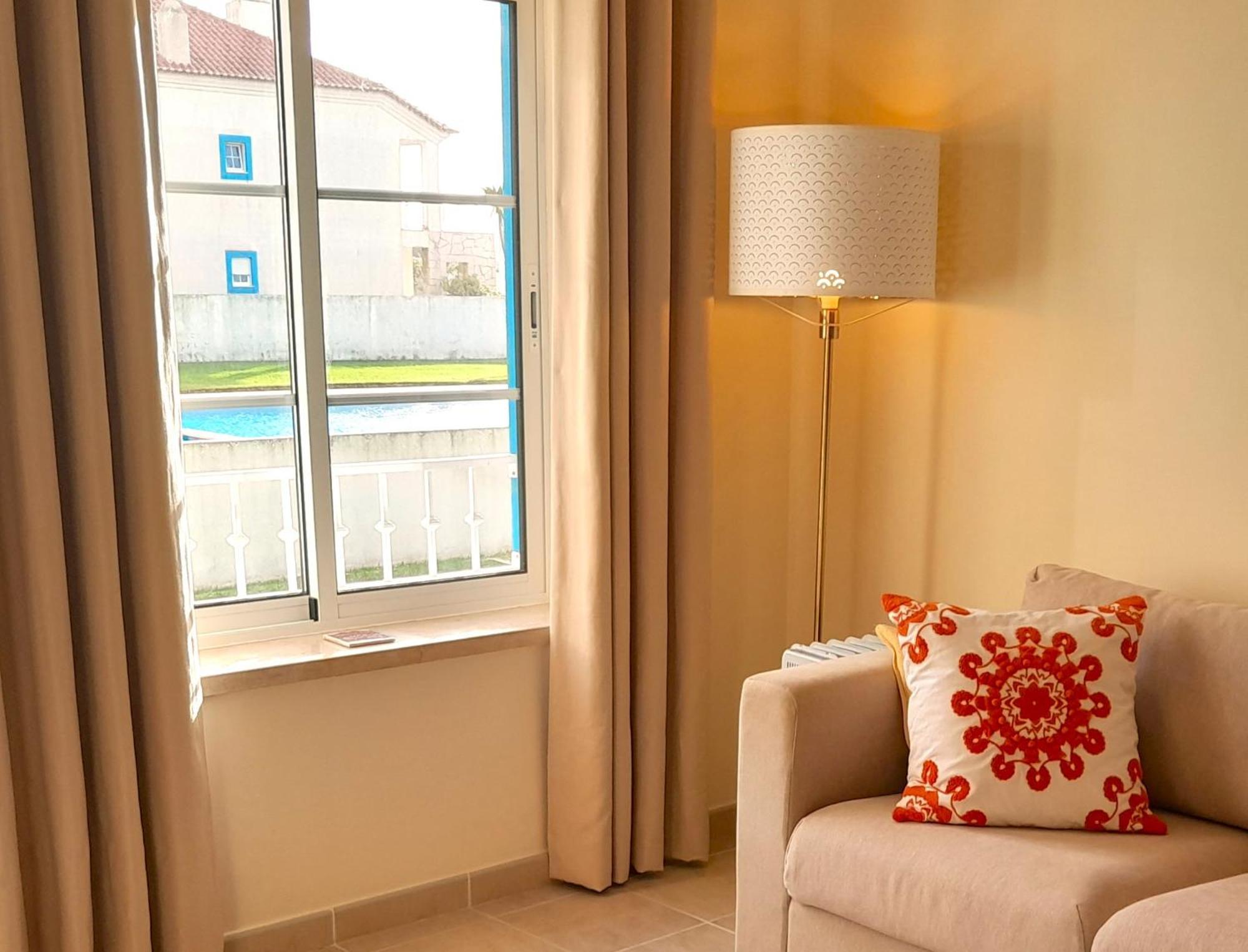 Palmeiras Apartement - T1 Com Piscina Baleal Exterior photo